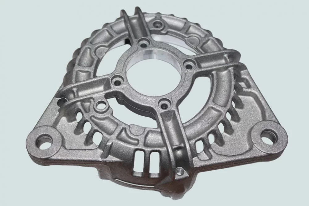 фото крышка генератора (isbe) 4892320, 4892318 передняя 235023 